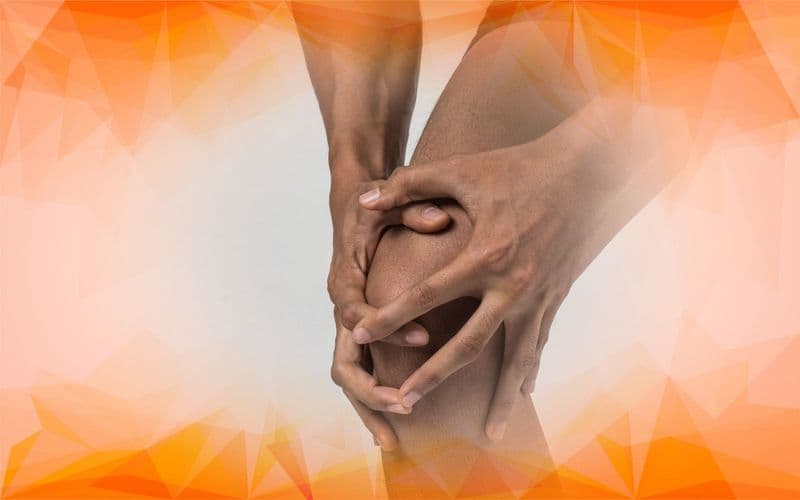 How Knee Bursitis and Osteoarthritis Are Connected: Understanding Inflammation and Personalized Care
